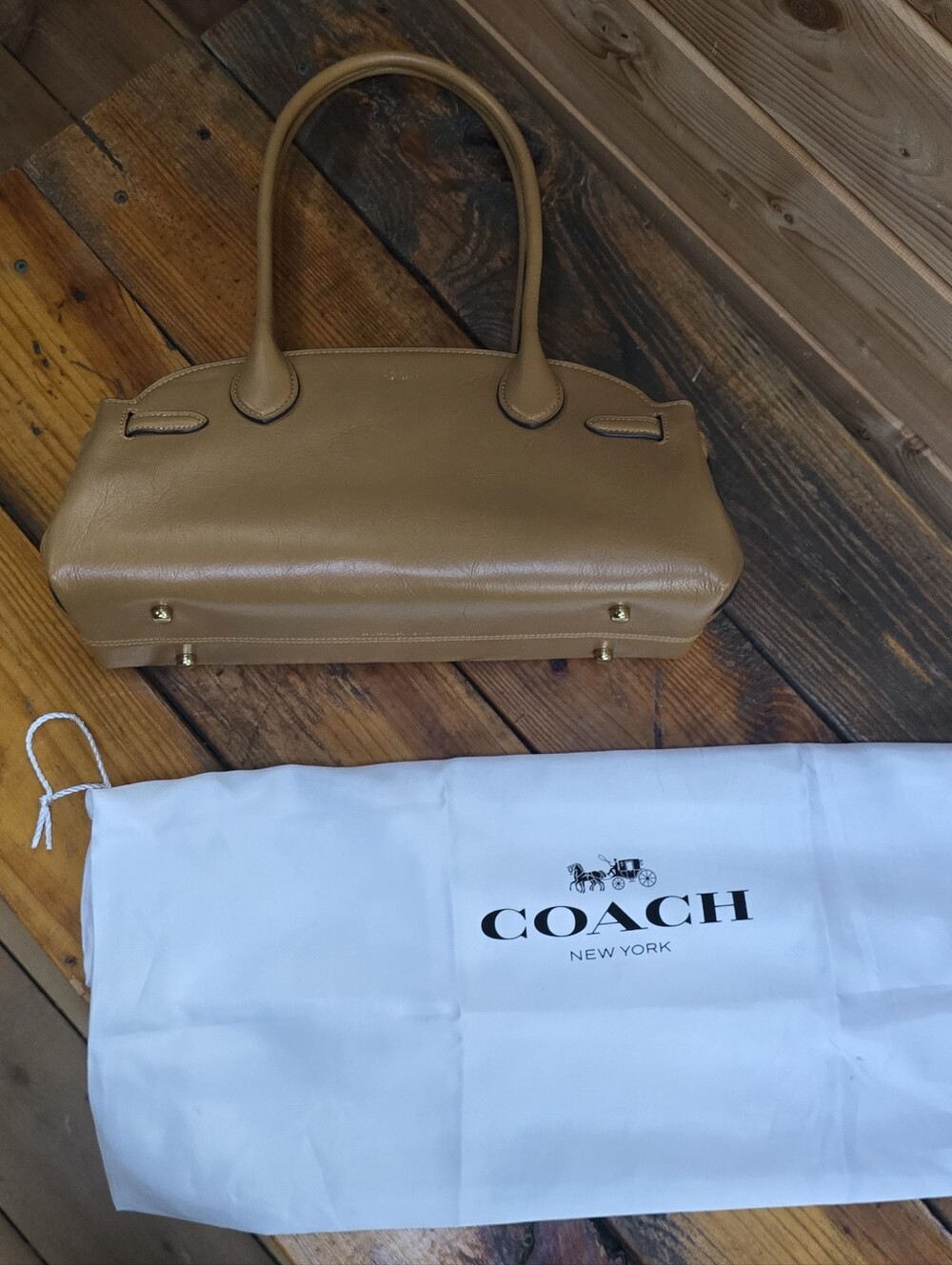 PRICE DROP 2 DAYS ONLY. COACH Empire 34 Is Great Used Condition * - Picture 13 of 13